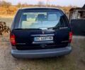 Синий Додж Караван, объемом двигателя 2.5 л и пробегом 300 тыс. км за 2300 $, фото 7 на Automoto.ua