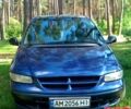 Синий Додж Караван, объемом двигателя 2.5 л и пробегом 250 тыс. км за 3250 $, фото 1 на Automoto.ua