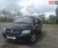 Синий Додж Караван, объемом двигателя 2.4 л и пробегом 369 тыс. км за 1700 $, фото 1 на Automoto.ua