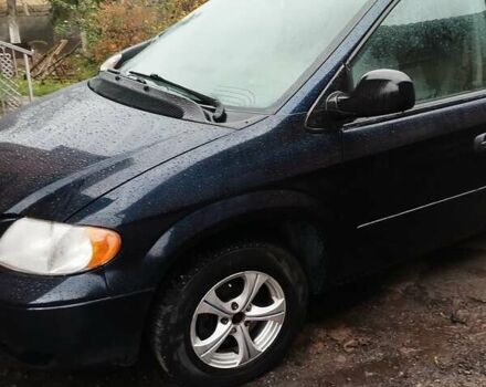 Синий Додж Караван, объемом двигателя 3.3 л и пробегом 200 тыс. км за 5100 $, фото 1 на Automoto.ua