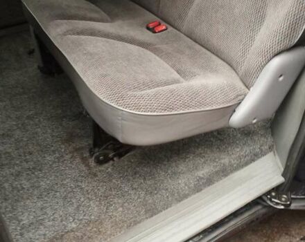 Синий Додж Караван, объемом двигателя 3.3 л и пробегом 200 тыс. км за 5100 $, фото 16 на Automoto.ua