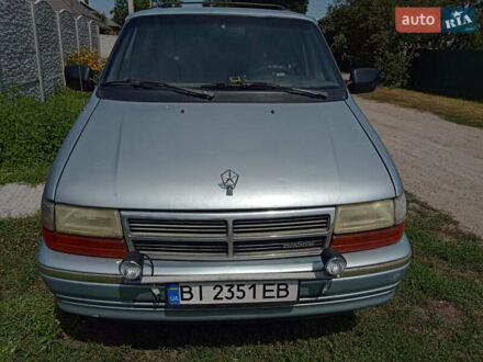 Синий Додж Караван, объемом двигателя 3 л и пробегом 400 тыс. км за 2000 $, фото 1 на Automoto.ua