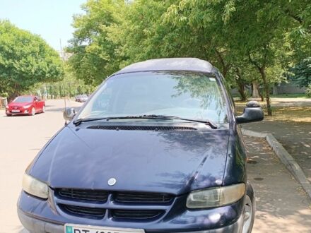 Додж Караван 1998 в Николаеве на Automoto.ua Синий Додж Караван, объемом двигателя 2.4 л и пробегом 400 тыс. км за 3200 $, фото 1 на Automoto.ua