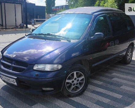 Синий Додж Караван, объемом двигателя 2.5 л и пробегом 405 тыс. км за 3400 $, фото 1 на Automoto.ua