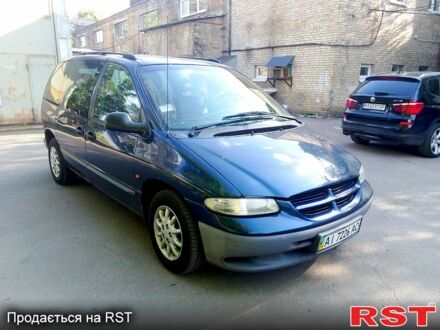 Додж Caravan 2000 у Києві на Automoto.ua Синій Додж Caravan, об'ємом двигуна 2.5 л та пробігом 342 тис. км за 2800 $, фото 1 на Automoto.ua
