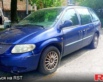 Синий Додж Караван, объемом двигателя 2.5 л и пробегом 500 тыс. км за 1900 $, фото 1 на Automoto.ua