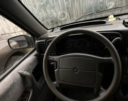 Зеленый Додж Караван, объемом двигателя 3 л и пробегом 325 тыс. км за 2400 $, фото 7 на Automoto.ua