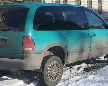 Зеленый Додж Караван, объемом двигателя 3.3 л и пробегом 153 тыс. км за 3500 $, фото 10 на Automoto.ua