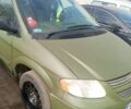 Зеленый Додж Караван, объемом двигателя 3 л и пробегом 230 тыс. км за 2000 $, фото 1 на Automoto.ua