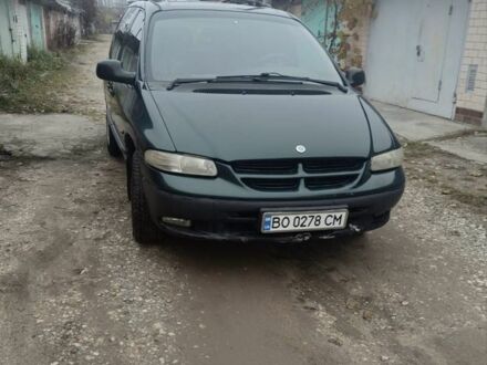 Зеленый Додж Караван, объемом двигателя 2.5 л и пробегом 512 тыс. км за 2600 $, фото 1 на Automoto.ua