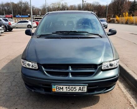 Зеленый Додж Караван, объемом двигателя 2.5 л и пробегом 365 тыс. км за 2650 $, фото 1 на Automoto.ua