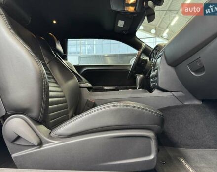 Белый Додж Челенджер, объемом двигателя 3.6 л и пробегом 157 тыс. км за 16500 $, фото 34 на Automoto.ua