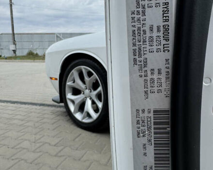 Белый Додж Челенджер, объемом двигателя 3.6 л и пробегом 150 тыс. км за 17499 $, фото 26 на Automoto.ua