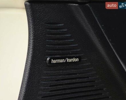 Белый Додж Челенджер, объемом двигателя 3.6 л и пробегом 95 тыс. км за 16500 $, фото 28 на Automoto.ua