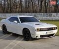 Белый Додж Челенджер, объемом двигателя 3.6 л и пробегом 95 тыс. км за 16500 $, фото 11 на Automoto.ua