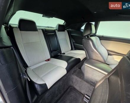 Белый Додж Челенджер, объемом двигателя 3.6 л и пробегом 95 тыс. км за 16500 $, фото 34 на Automoto.ua