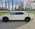 Белый Додж Челенджер, объемом двигателя 3.6 л и пробегом 95 тыс. км за 16500 $, фото 14 на Automoto.ua