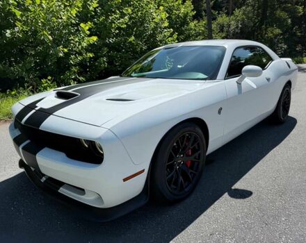 Білий Додж Challenger, об'ємом двигуна 6.2 л та пробігом 70 тис. км за 12800 $, фото 2 на Automoto.ua