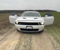 Белый Додж Челенджер, объемом двигателя 3.6 л и пробегом 109 тыс. км за 19000 $, фото 2 на Automoto.ua