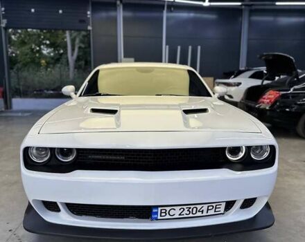 Белый Додж Челенджер, объемом двигателя 3.6 л и пробегом 194 тыс. км за 17600 $, фото 4 на Automoto.ua