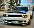 Белый Додж Челенджер, объемом двигателя 3.6 л и пробегом 142 тыс. км за 19500 $, фото 4 на Automoto.ua