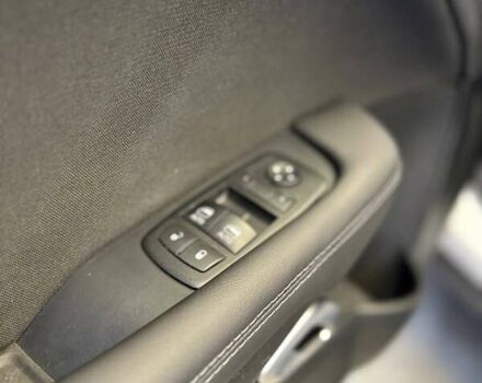 Белый Додж Челенджер, объемом двигателя 3.6 л и пробегом 194 тыс. км за 17600 $, фото 18 на Automoto.ua