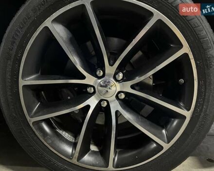 Белый Додж Челенджер, объемом двигателя 6.4 л и пробегом 92 тыс. км за 28300 $, фото 17 на Automoto.ua