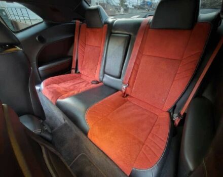 Белый Додж Челенджер, объемом двигателя 6.2 л и пробегом 75 тыс. км за 9500 $, фото 9 на Automoto.ua