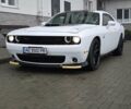 Белый Додж Челенджер, объемом двигателя 6.4 л и пробегом 32 тыс. км за 28500 $, фото 1 на Automoto.ua