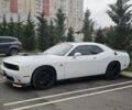 Белый Додж Челенджер, объемом двигателя 6.4 л и пробегом 32 тыс. км за 28500 $, фото 10 на Automoto.ua