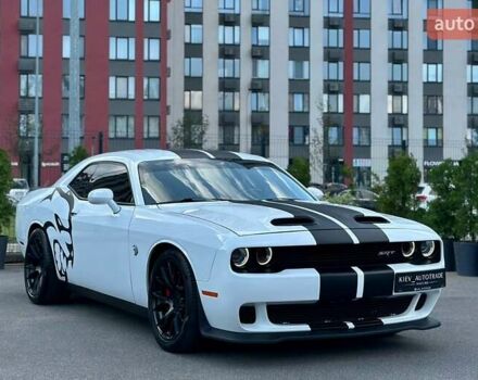 Білий Додж Challenger, об'ємом двигуна 5.7 л та пробігом 90 тис. км за 32500 $, фото 1 на Automoto.ua