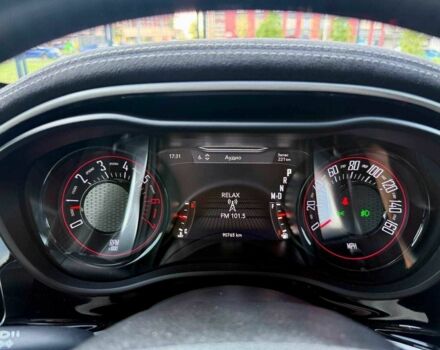 Білий Додж Challenger, об'ємом двигуна 5.7 л та пробігом 90 тис. км за 33500 $, фото 15 на Automoto.ua
