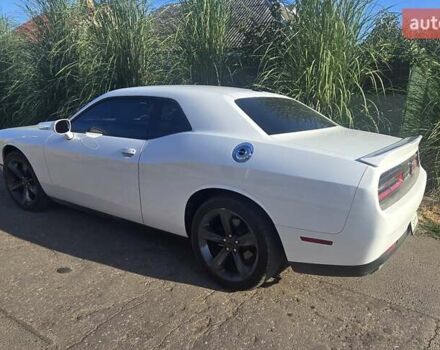 Білий Додж Challenger, об'ємом двигуна 3.6 л та пробігом 95 тис. км за 23300 $, фото 31 на Automoto.ua