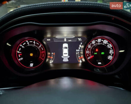 Белый Додж Челенджер, объемом двигателя 5.7 л и пробегом 90 тыс. км за 29900 $, фото 13 на Automoto.ua