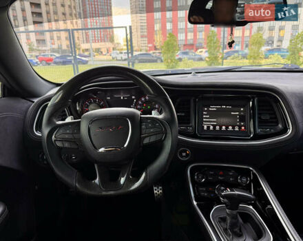 Білий Додж Challenger, об'ємом двигуна 5.7 л та пробігом 90 тис. км за 32500 $, фото 36 на Automoto.ua
