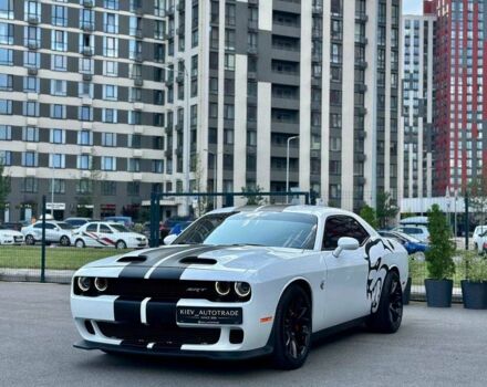 Білий Додж Challenger, об'ємом двигуна 5.7 л та пробігом 90 тис. км за 33500 $, фото 6 на Automoto.ua
