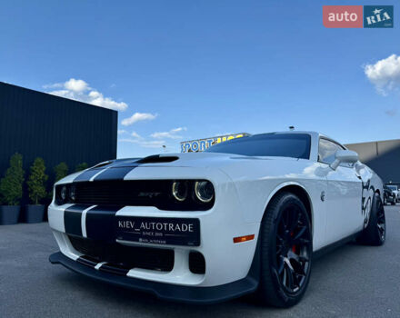 Білий Додж Challenger, об'ємом двигуна 5.7 л та пробігом 90 тис. км за 32500 $, фото 45 на Automoto.ua