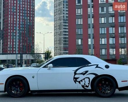 Білий Додж Challenger, об'ємом двигуна 5.7 л та пробігом 90 тис. км за 32500 $, фото 10 на Automoto.ua