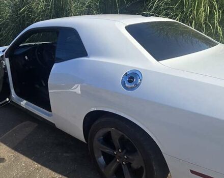 Білий Додж Challenger, об'ємом двигуна 3.6 л та пробігом 95 тис. км за 23300 $, фото 14 на Automoto.ua