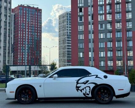 Білий Додж Challenger, об'ємом двигуна 5.7 л та пробігом 90 тис. км за 33500 $, фото 7 на Automoto.ua