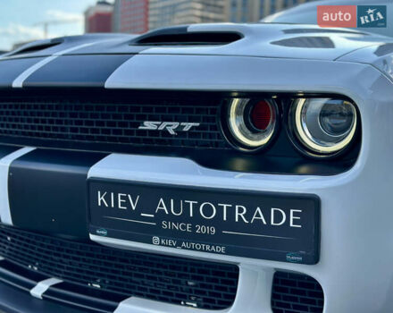 Білий Додж Challenger, об'ємом двигуна 5.7 л та пробігом 90 тис. км за 32500 $, фото 11 на Automoto.ua