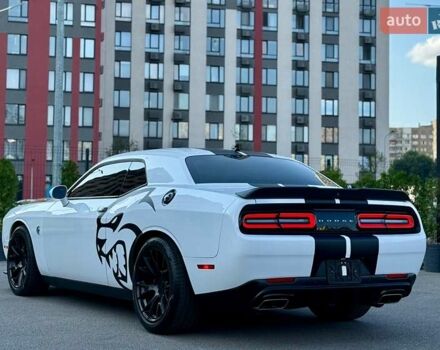 Білий Додж Challenger, об'ємом двигуна 5.7 л та пробігом 90 тис. км за 32500 $, фото 7 на Automoto.ua