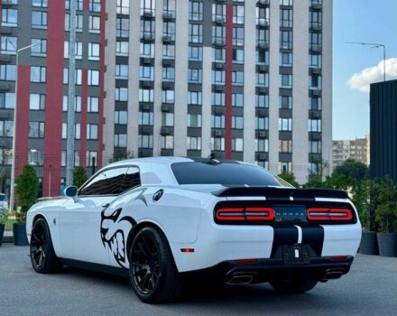 Білий Додж Challenger, об'ємом двигуна 5.7 л та пробігом 90 тис. км за 33500 $, фото 8 на Automoto.ua