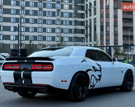 Білий Додж Challenger, об'ємом двигуна 5.7 л та пробігом 90 тис. км за 32500 $, фото 8 на Automoto.ua