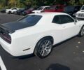 Белый Додж Челенджер, объемом двигателя 6.2 л и пробегом 35 тыс. км за 30000 $, фото 2 на Automoto.ua