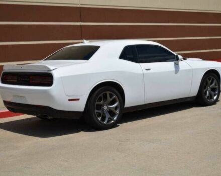 Білий Додж Challenger, об'ємом двигуна 3.6 л та пробігом 40 тис. км за 13400 $, фото 5 на Automoto.ua