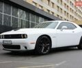 Білий Додж Challenger, об'ємом двигуна 5.65 л та пробігом 17 тис. км за 28000 $, фото 1 на Automoto.ua