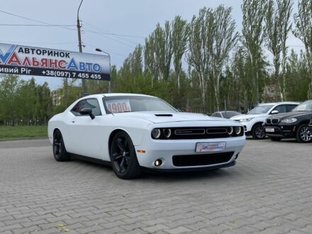 Білий Додж Challenger, об'ємом двигуна 3.6 л та пробігом 171 тис. км за 15500 $, фото 1 на Automoto.ua