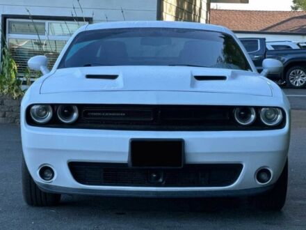 Додж Challenger 2016 у Житомирі на Automoto.ua Білий Додж Challenger, об'ємом двигуна 3.6 л та пробігом 78 тис. км за 6000 $, фото 1 на Automoto.ua