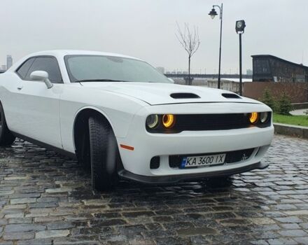 Білий Додж Challenger, об'ємом двигуна 3.6 л та пробігом 166 тис. км за 19300 $, фото 1 на Automoto.ua